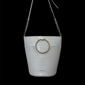 Elegant Ted Baker White Croc-Embossed Bucket Bag
